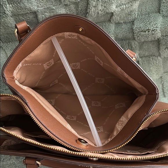 Anne Klein Brown Tote Bag - Picture 6 of 11